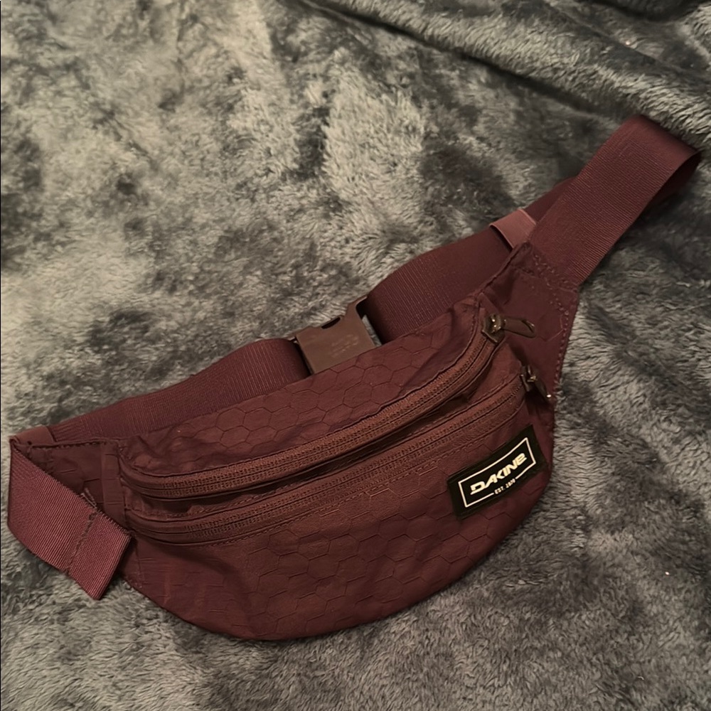 Purple Dakine Fanny Pack
